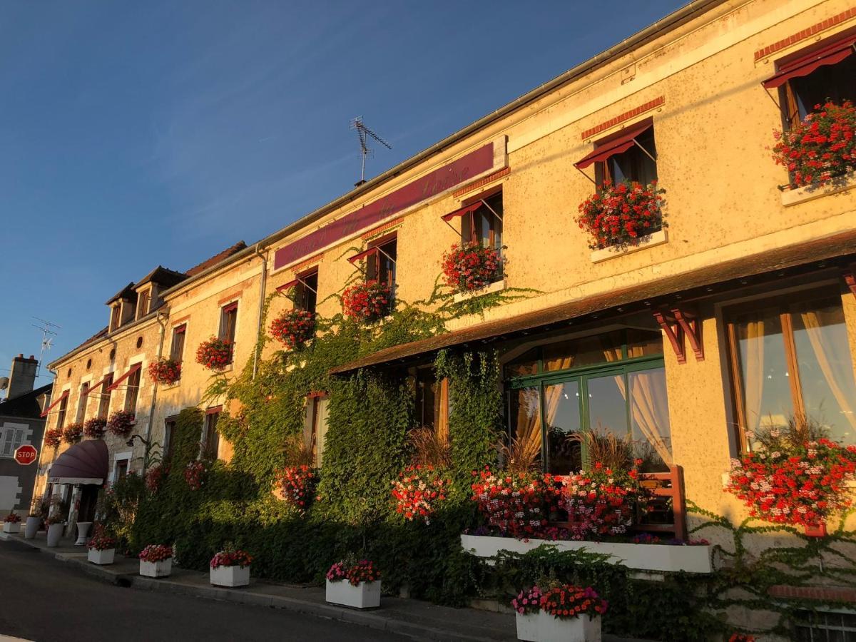 Hotel De La Loire Saint-Satur ภายนอก รูปภาพ